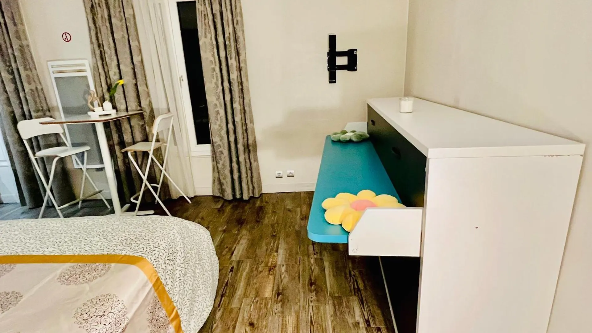 Flat 5 Mins Tour Eiffel Et Champ De Mars Παρίσι